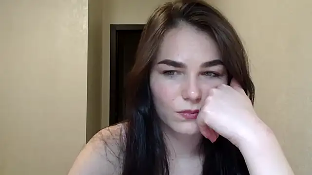 Silviaa a online show from January 18, 2026, 10:24 pm