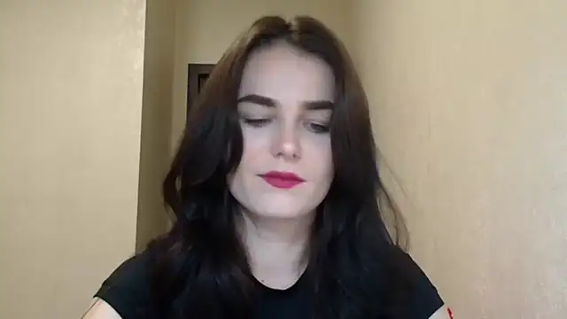 Silviaa a online show from February 14, 2026, 5:10 pm