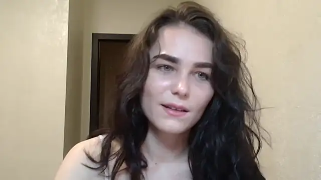 Silviaa a online show from February 17, 2026, 7:42 pm