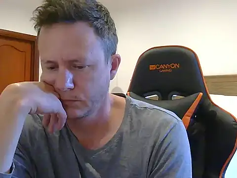 TroyDieselXXX online show from May 20, 2026, 5:02 am