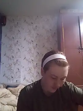 MoonIrene online show from March 3, 2026, 4:35 pm