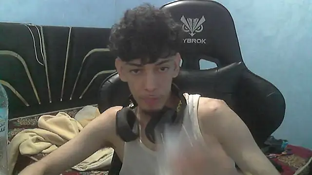 Dark DesireX online show from September 20, 2025, 2:07 pm