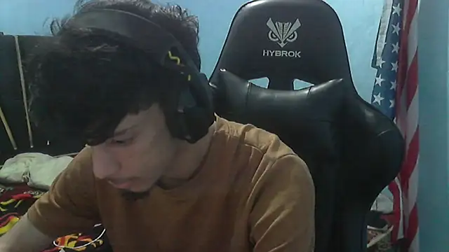 Dark DesireX online show from November 5, 2025, 5:13 pm