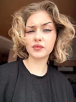 KellyKeler online show from April 5, 2026, 10:34 am