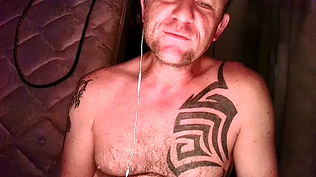 Yournaughty online show from June 10, 2026, 5:18 am