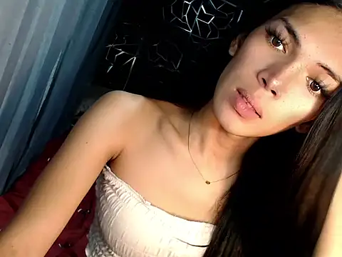 ladyhotcuming online show from September 15, 2025, 2:11 am