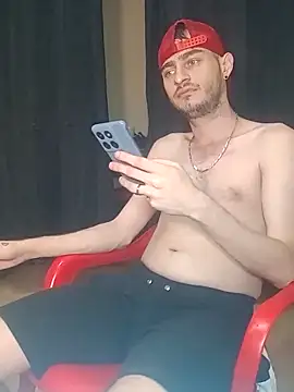 bigcockwhite777 online show from November 4, 2025, 9:03 pm