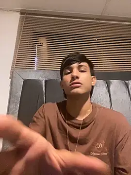 Snapshot of cody_fox10 chatting on September 25, 2025, 7:06 pm cody fox10 online show from September 25, 2025, 7:06 pm