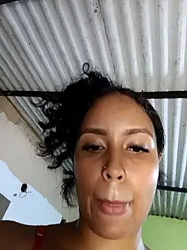 Fernanda30 online show from May 16, 2026, 12:40 am