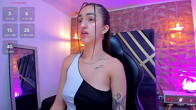 LexiVie  online show from October 1, 2025, 11:22 pm