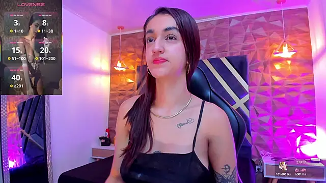 LexiVie  online show from October 4, 2025, 11:14 pm