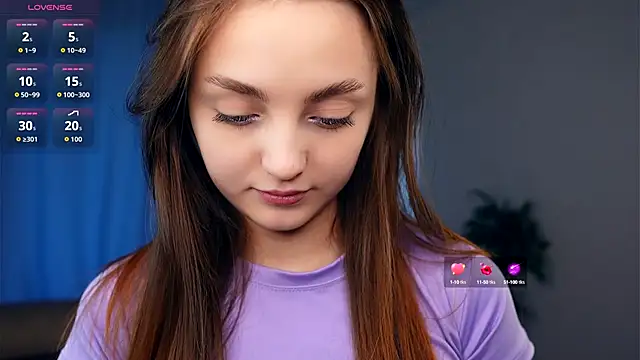 Snapshot of LoraDavi chatting on September 16, 2025, 7:31 am LoraDavi online show from September 16, 2025, 7:31 am