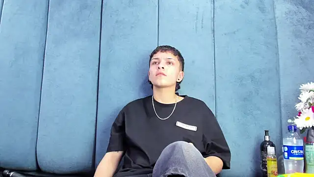 Megan Thompson  online show from February 22, 2026, 2:34 am