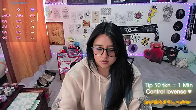 Cherry blush  online show from April 16, 2026, 9:39 pm