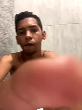 Oqui online show from October 7, 2025, 11:35 pm