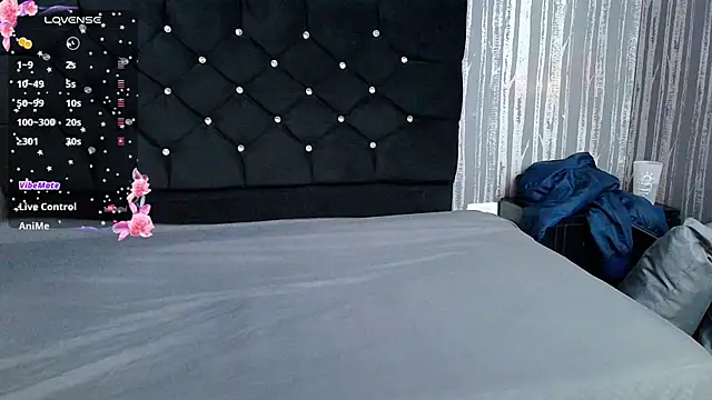 Alicee Moonn online show from October 27, 2025, 7:07 pm