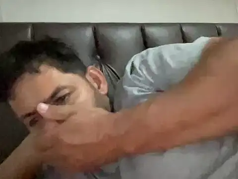 Snapshot of Almir10 chatting on September 13, 2025, 12:43 am Almir10 online show from September 13, 2025, 12:43 am