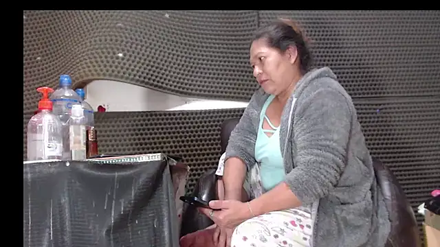 Snapshot of Alisson_Sodomy chatting on June 7, 2026, 6:39 am Alisson Sodomy online show from June 7, 2026, 6:39 am