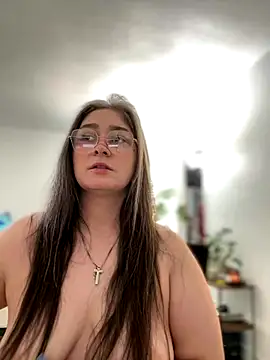 Alix Valentine online show from October 5, 2025, 4:16 pm