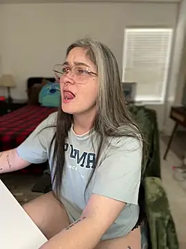 Alix Valentine online show from February 12, 2026, 8:04 pm