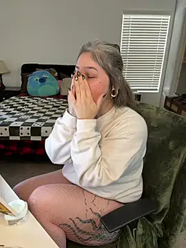 Alix Valentine online show from February 20, 2026, 5:02 pm