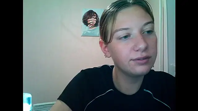 Lily Ember online show from September 21, 2025, 7:48 pm