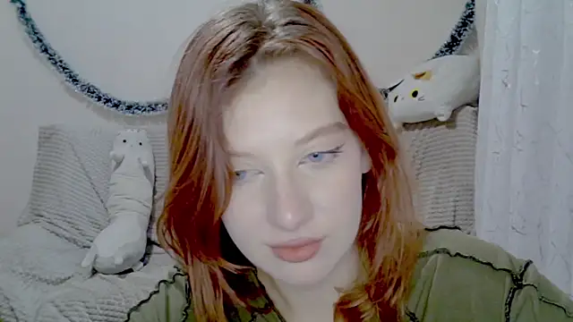 Snapshot of Lily_Ember chatting on December 15, 2025, 6:23 pm Lily Ember online show from December 15, 2025, 6:23 pm