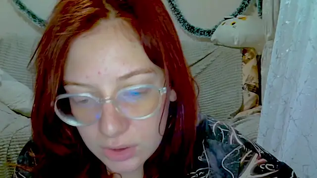 Snapshot of Lily_Ember chatting on January 9, 2026, 6:31 pm Lily Ember online show from January 9, 2026, 6:31 pm