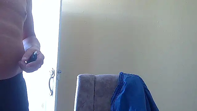 Unique X perience online show from March 18, 2026, 1:03 pm