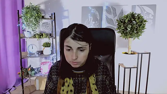 MartaEdams online show from April 9, 2026, 6:30 am