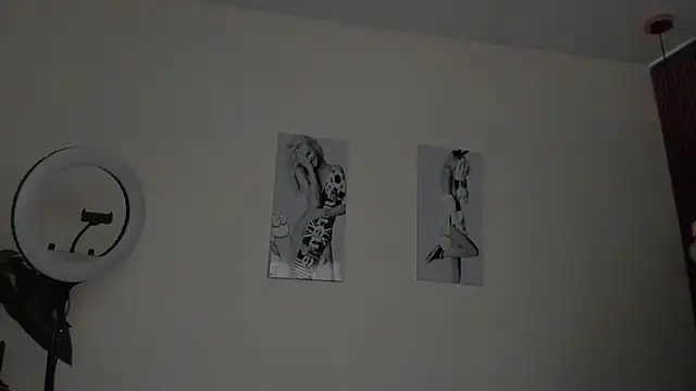 SamayRyann online show from September 17, 2025, 1:02 pm