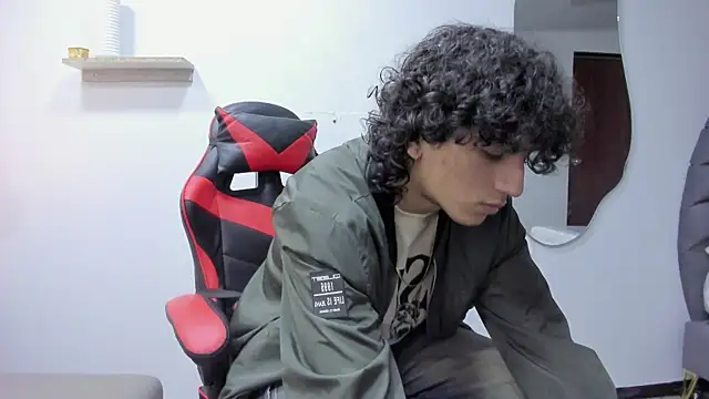 Snapshot of JackesTaylor chatting on October 20, 2025, 5:08 am JackesTaylor online show from October 20, 2025, 5:08 am