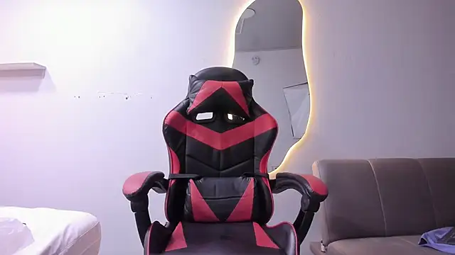 Snapshot of JackesTaylor chatting on February 5, 2026, 6:29 am JackesTaylor online show from February 5, 2026, 6:29 am