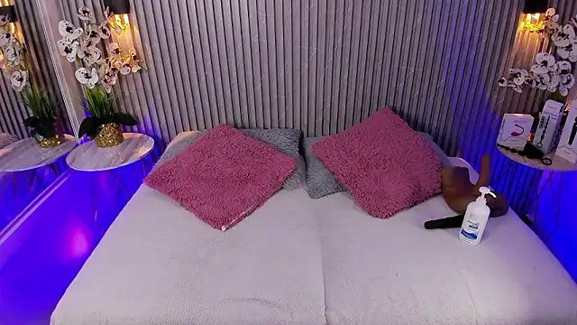 DAFNECOX online show from February 11, 2026, 3:11 am