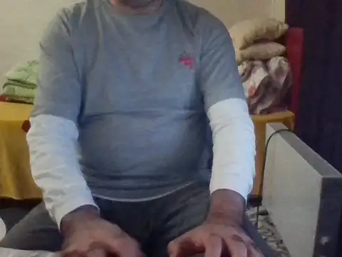 st206boy online show from October 1, 2025, 12:05 am