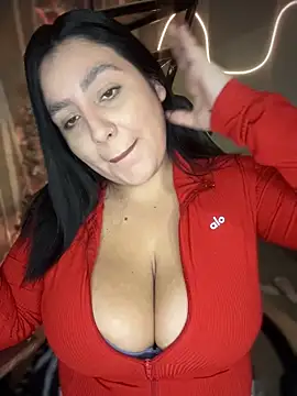 victoria amatista  online show from January 6, 2026, 7:01 am