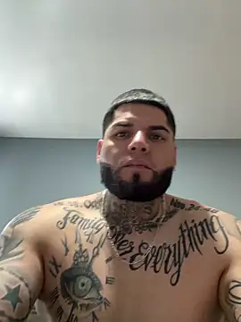 crazybarber69 online show from April 10, 2026, 5:06 pm