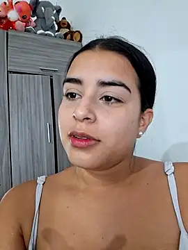 channell0 online show from September 23, 2025, 5:43 am