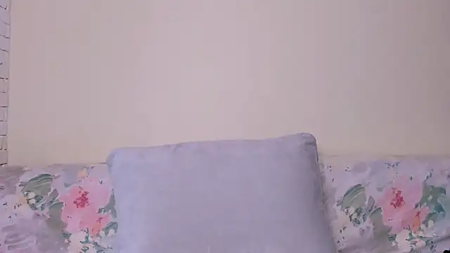 Elle Pearl  online show from March 28, 2026, 6:24 am