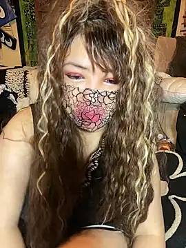 Snapshot of xoxLILxMELOxox chatting on October 14, 2025, 5:52 am xoxLILxMELOxox online show from October 14, 2025, 5:52 am