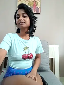 Snapshot of littlemissdevil69 chatting on March 10, 2026, 5:45 am littlemissdevil69 online show from March 10, 2026, 5:45 am