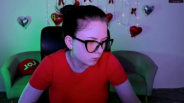 foxy tease  online show from February 22, 2026, 10:08 pm