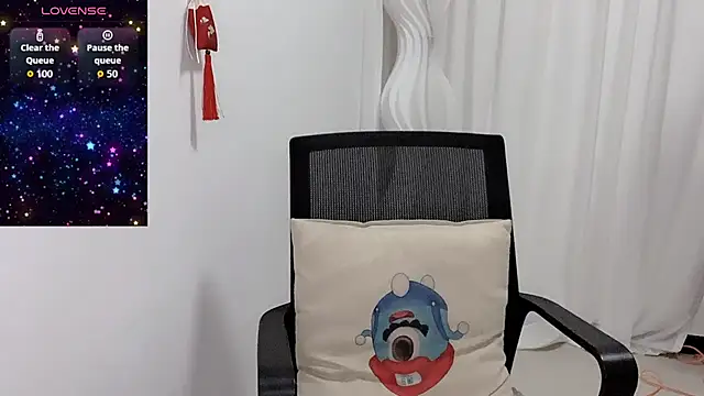 JackieBell online show from October 24, 2025, 11:23 pm