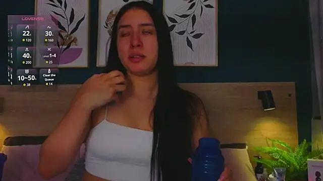 SarahMiler  online show from November 27, 2025, 7:49 pm