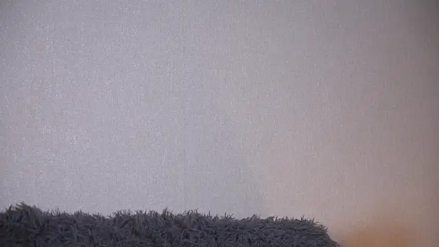 ywixos online show from September 30, 2025, 2:44 pm