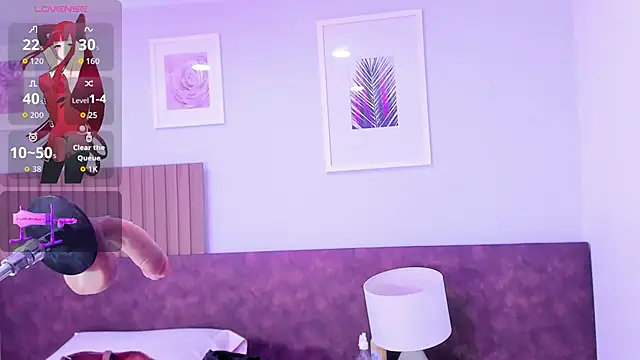 lisa milf  online show from October 18, 2025, 2:25 am