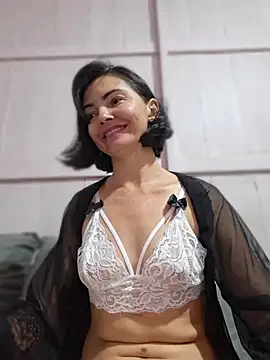Luana sexy42 online show from June 7, 2026, 2:05 am