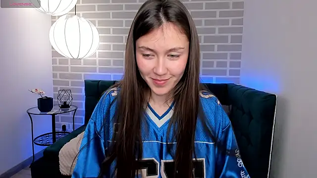 Tina Porter online show from November 8, 2025, 1:50 am