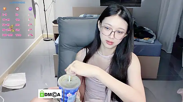 NiNi-baby520 online show from April 7, 2026, 7:31 am