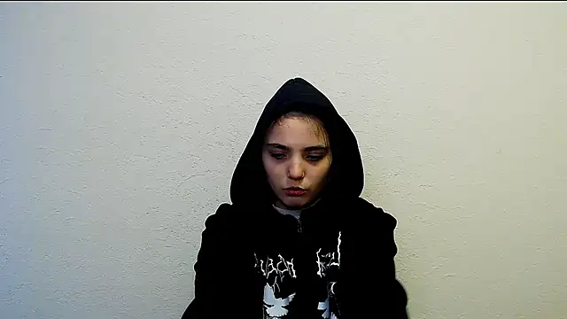 Sun Shine   online show from November 3, 2025, 8:37 am